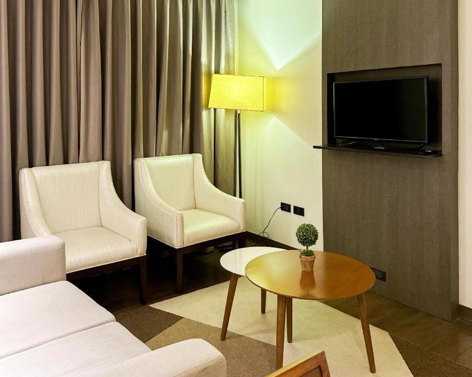 Home Crest Hotel Davao City Eksteriør bilde
