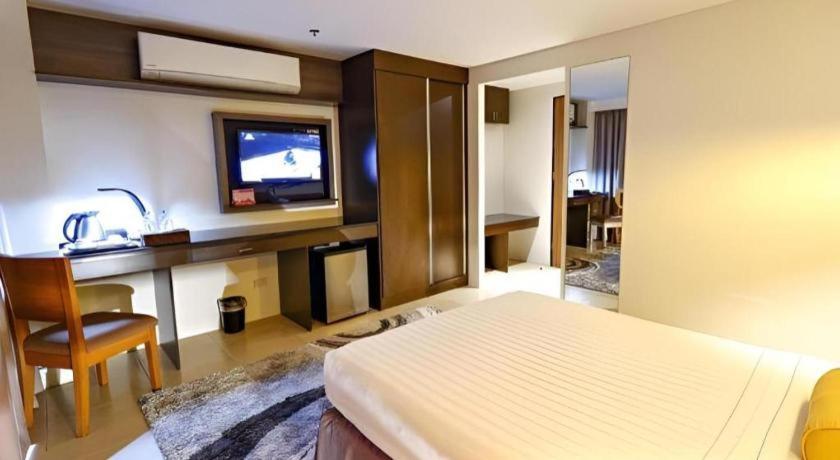 Home Crest Hotel Davao City Eksteriør bilde